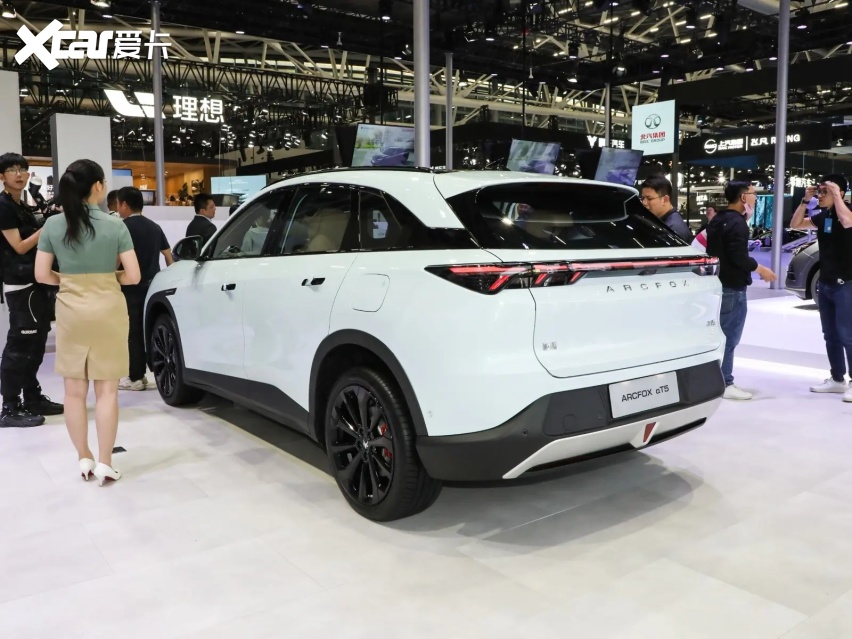 全系优惠2.5万！极狐阿尔法T5值得选择吗？