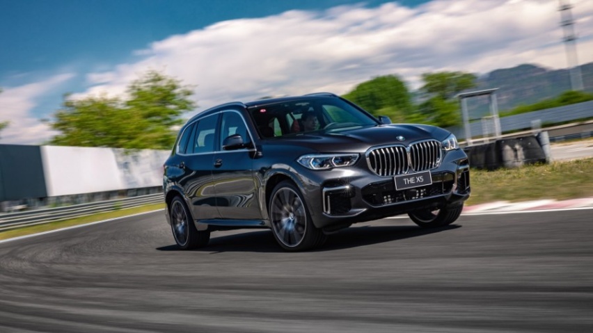 轴距加长又如何？全新BMW X5坚守巅峰驾控本色
