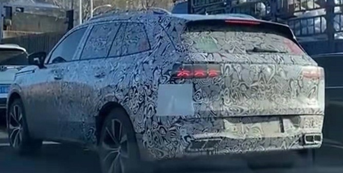 顶配车型或搭载2.5T V6发动机 一汽-大众全新SUV曝光