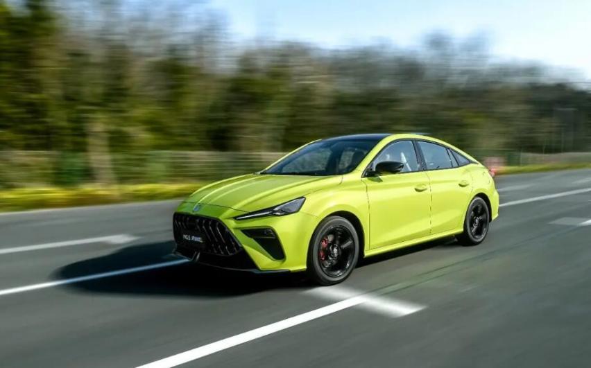 MG5天蝎座上市，三款车型，顶配劲享价仅11.49万元