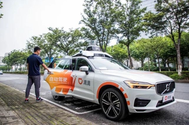 启动失败、中途接管，滴滴搭上Robotaxi第二梯队末班车
