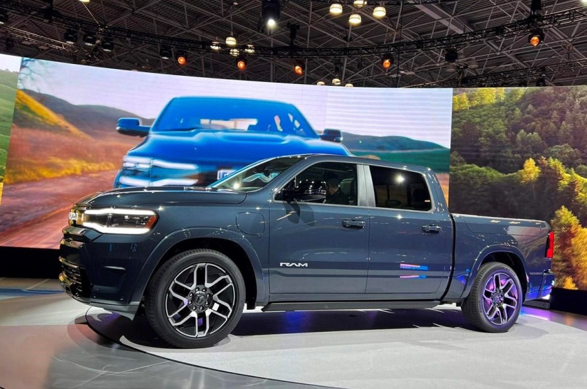 别盯着福特F-150了！道奇公羊Ram1500纯电版亮相，零百4.4秒
