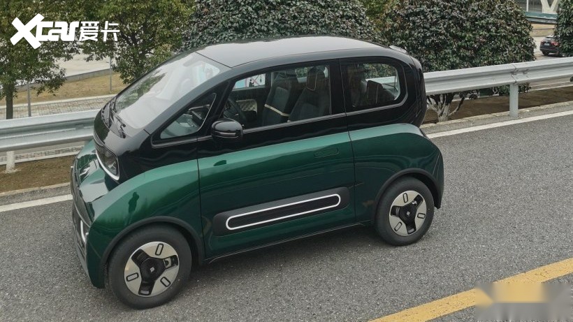和表哥交换体验欧拉黑猫和宝骏KiWi EV，结果很惊喜！