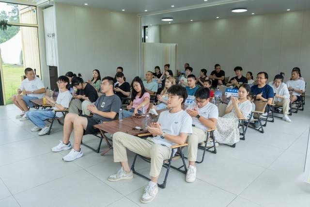 E见倾心 智驾同行｜吉利银河E5百城预售试驾会