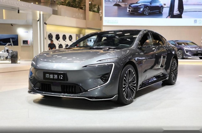 除了比亚迪和特斯拉，2024年买新能源车，值得看的还有它