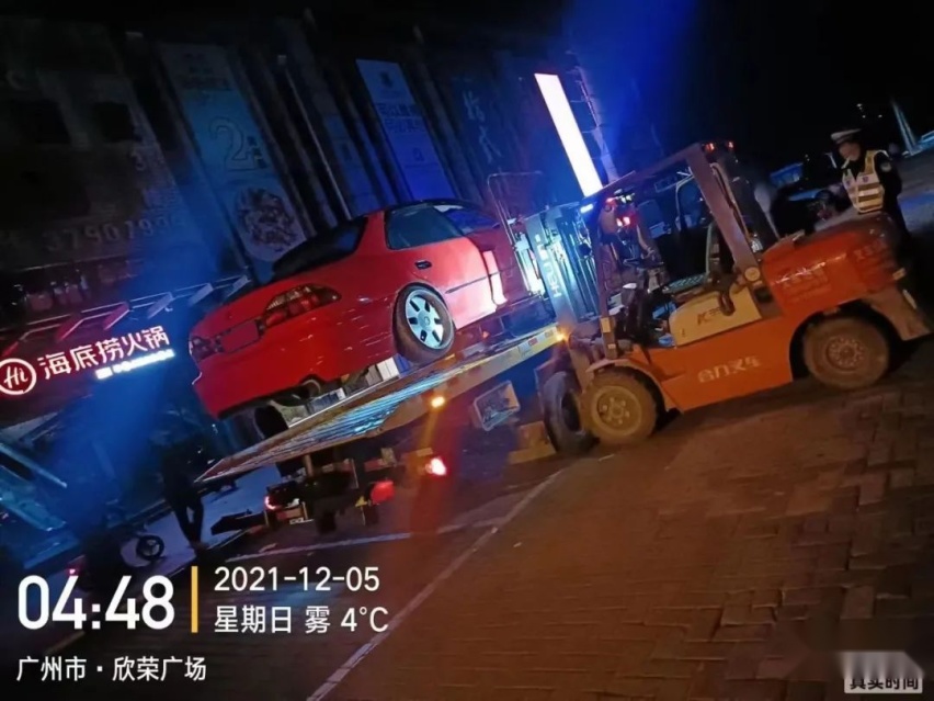 大尾翼本田雅阁CG5姿态改装，又一个被朋友拖下“改装深坑”的玩家