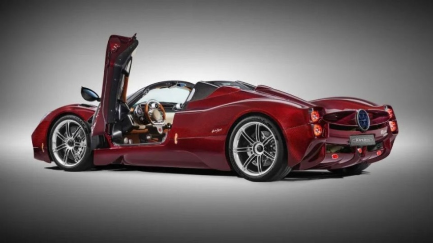 帕加尼Utopia Roadster，限量130台