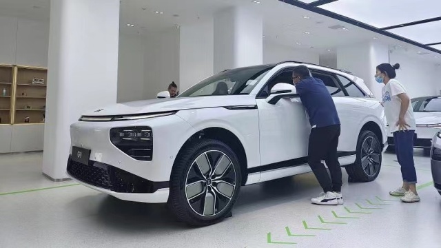 上市45小时，小鹏G9官降增配，消费者现在爽了？