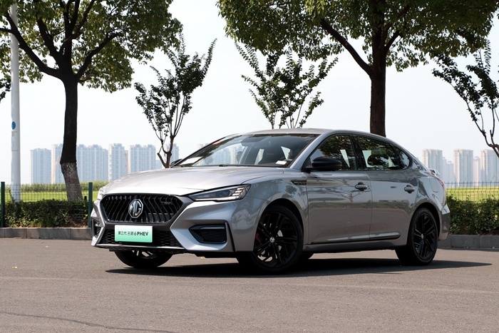 首试全新名爵6 PHEV：细节雕琢更完善，但不妨再大胆点