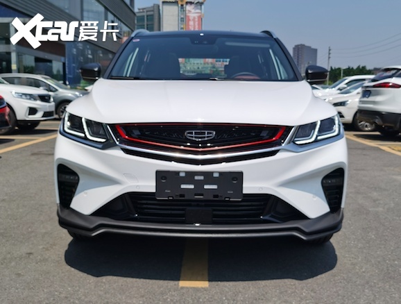 造型运动符合年轻人吉利缤越pro到店实拍