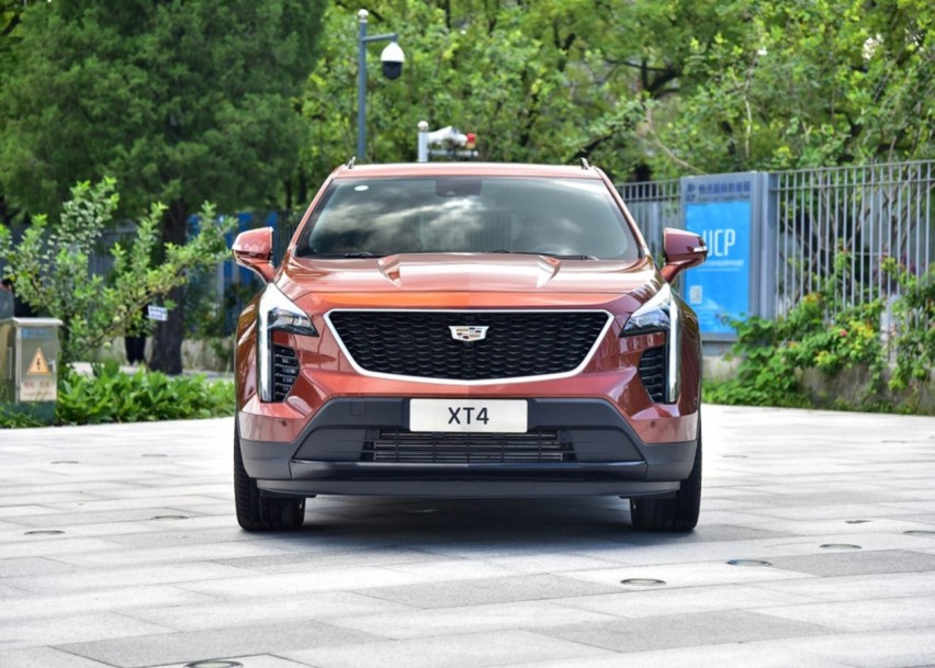 二线豪华品牌的入门SUV，力压同级捷豹和沃尔沃，颇具美系风格