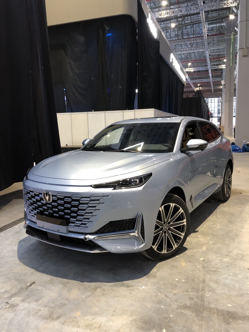 车展探馆 | 长安UNI-K现身，15万SUV性能碾压日系车