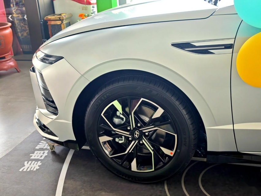 最便宜的合资中型燃油车？探店北京现代全新索纳塔 销量复兴的希望