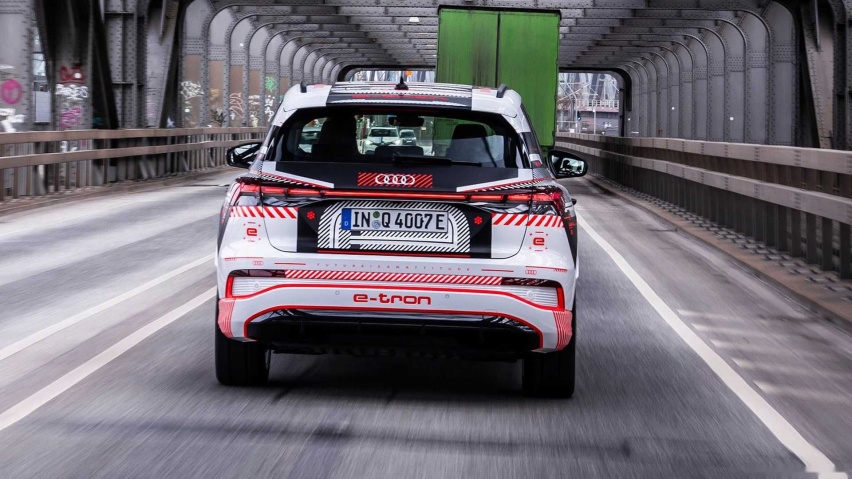 audi-q4-e-tron-prototype-exterior (1).jpg