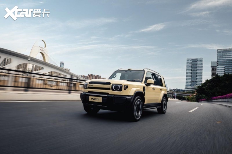 iCAR V27车子怎么样：硬派操控，5米方盒子也有第一梯队智驾