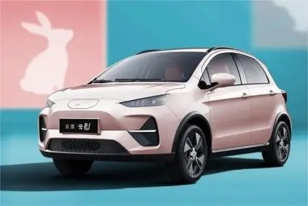新一代“卷王”出现？云度全新纯电小型车官图发布