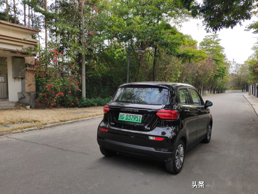 深度试驾零跑T03 8万内萌宠小身体大能量纯电动城市代步车
