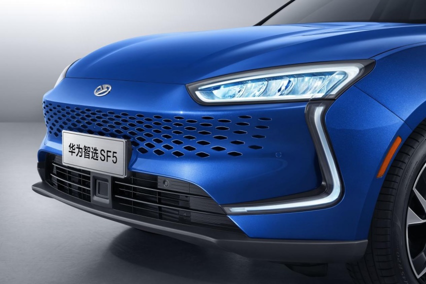 华为技术加持 续航里程超过1000km 试驾赛力斯华为智选SF5
