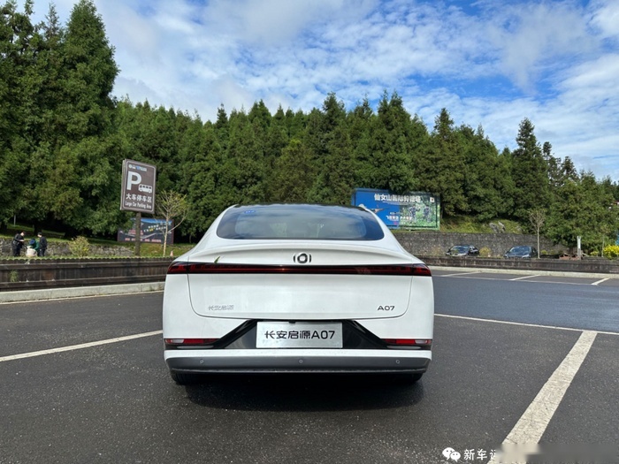 不失优雅的智能驾控能有什么？体验长安启源A07数智座舱