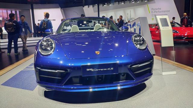 上海车展:全新保时捷911敞篷版实车