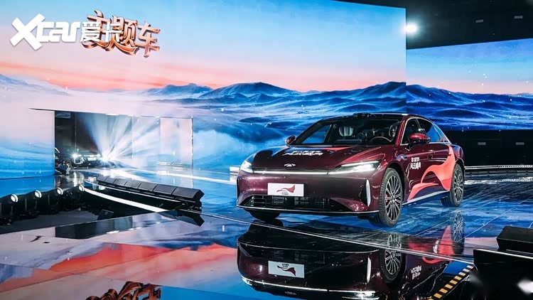 出海创造600万辆里程碑  AI机器人无人机等全面“上岗”
