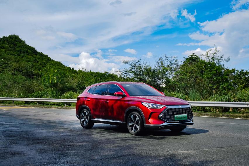 手握17万，插混SUV，选枭龙MAX还是宋PLUS DM-i