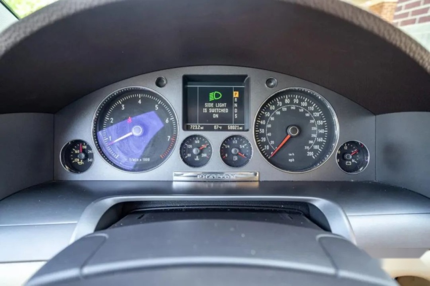 老车分享 2005年辉腾V8 4.2