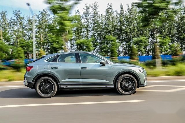 奥迪全新入门溜背SUV Q3轿跑再一次把对手甩在身后