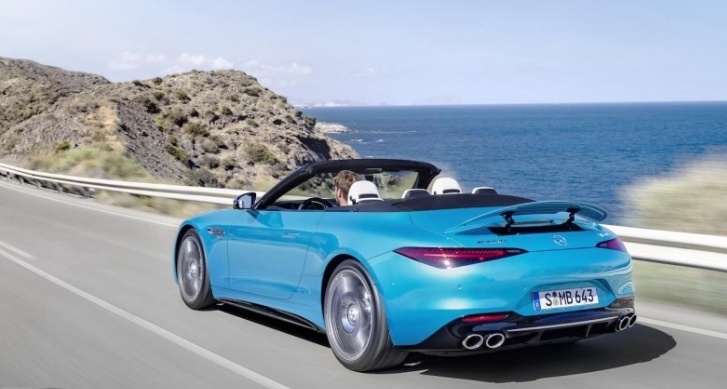 新一代奔驰AMG SL 43发布，搭载4.0T发动机，匹配48V轻混系统