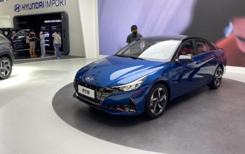 全新伊兰特亮相北京车展，造型漂亮却被喷10.98万起太贵？
