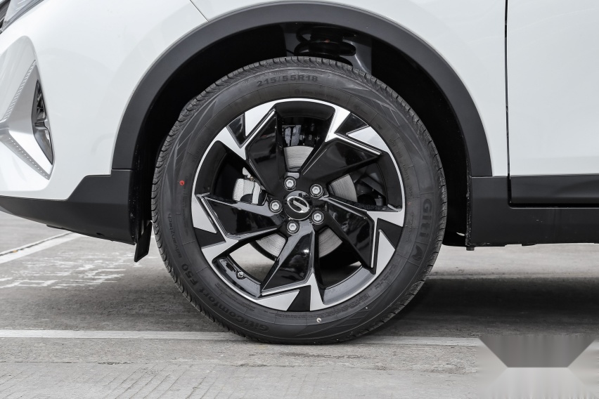 8万多看国产SUV，1.5T+爱信6AT，广汽传祺新车来了