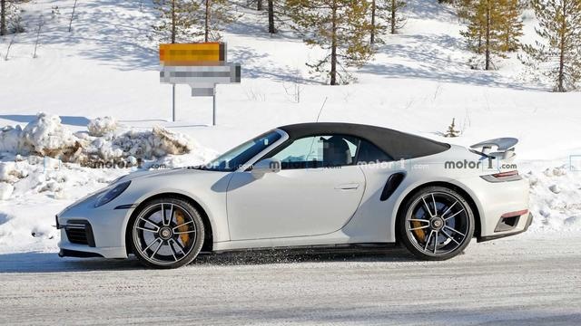 史上最强大的全新保时捷911 Turbo S,起售价134万