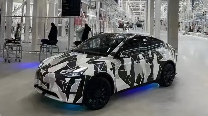 或比Model 3便宜一半？特斯拉新车谍照曝光，掀背两厢造型亮眼