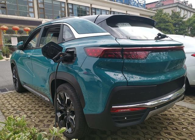 奇瑞eQ5实车曝光！纯电续航600km配全铝车身，可造型怎么像领克？