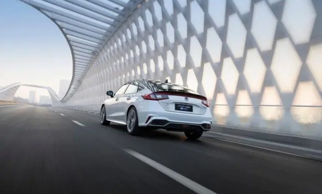 TA，不只是三厢变两厢”|动力试驾·广汽本田型格HATCHBACK