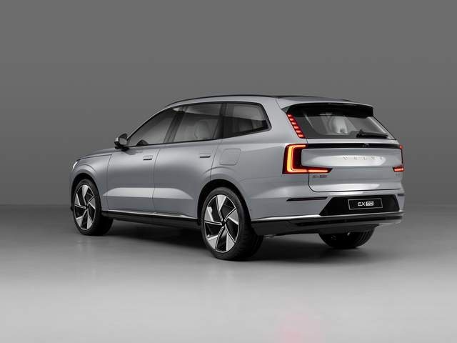 在纯电时代，沃尔沃旗舰SUV EX90如何诠释“安全是最大的豪华”？