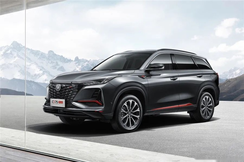 11.79万起，2022款长安CS75 PLUS上市，怎么选更值？