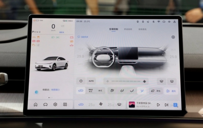 品鉴长安启源A07情感岛数智座舱，同级顶流名不虚传
