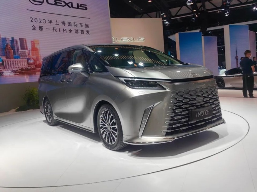 2023上海车展：全新雷克萨斯LM500h