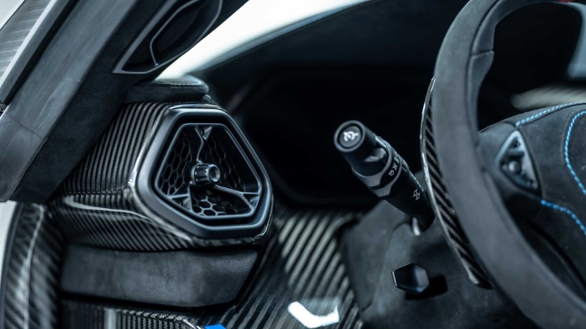 Zenvo TSR-S亮相，碳纤维车身，最大功率输出1177