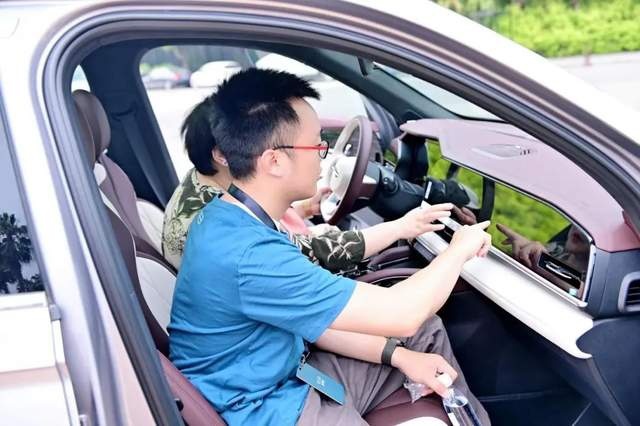 星越L：吉利汽车绝无仅有的一款SUV
