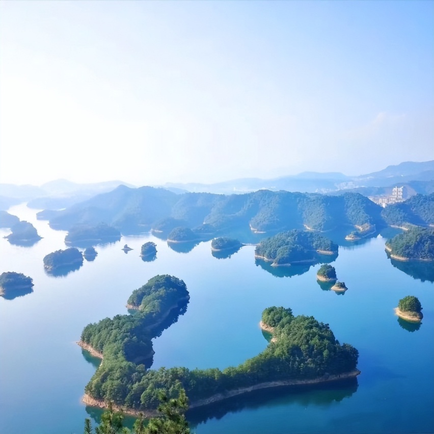 4,千島湖地址:浙江省杭州市上城區錢塘江上游富春江―新安江富春江―