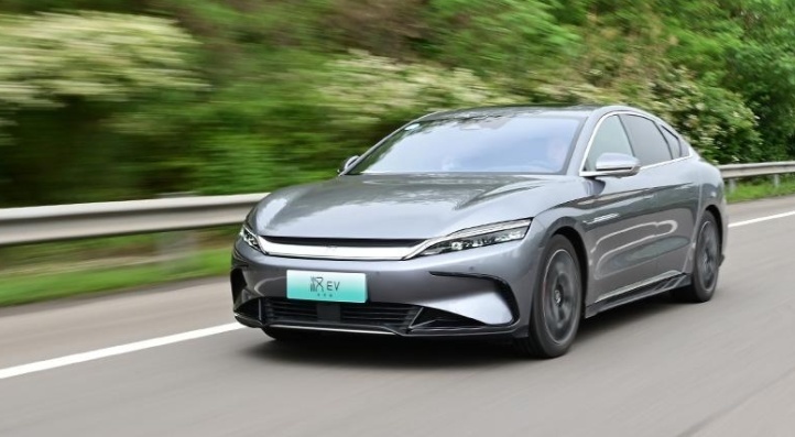 空间大“亿”点！盘点四款主流B级车，车主都推荐，靠谱还省油