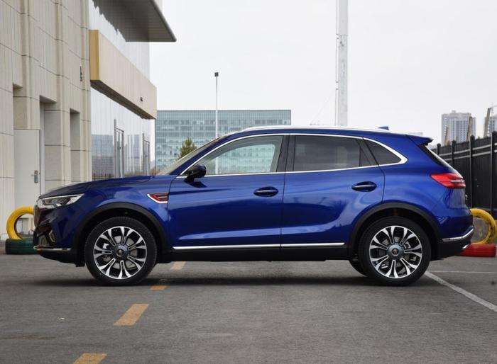 红旗首款SUV，能靠HS5打个翻身仗吗？