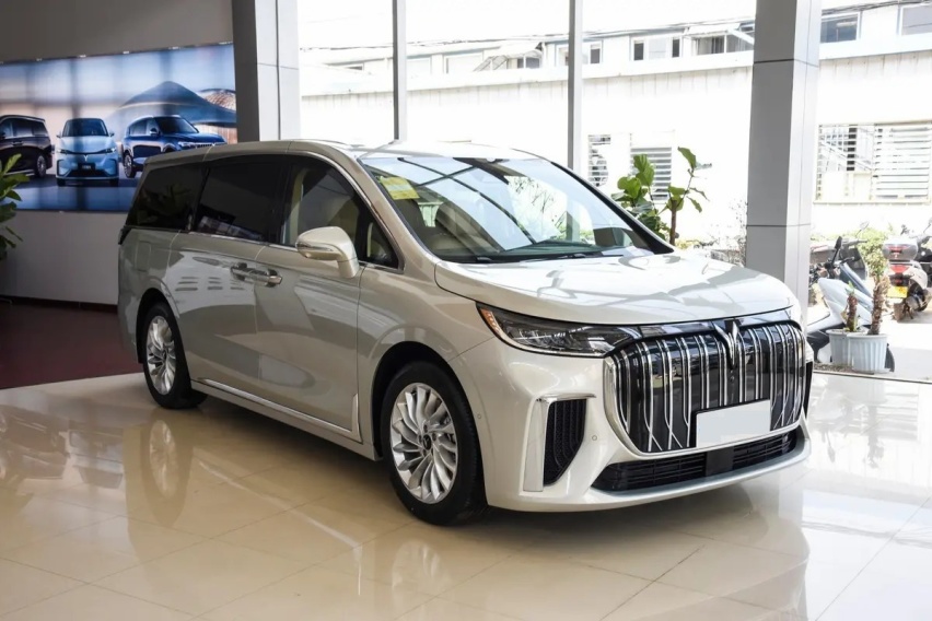买国产高端MPV，在传祺E9和岚图梦想家之间纠结？选谁更合适？