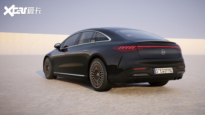 奔驰大改 eqs:拨乱反正,用奔驰的方法大步电动