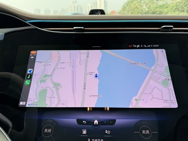 试驾奔驰EQS SUV，后轮转向值得全行业学习