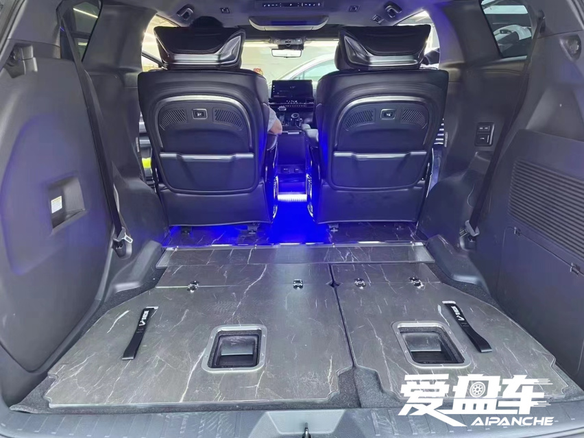 国产丰田赛那用车体验之赛那改装黑武士风格篇
