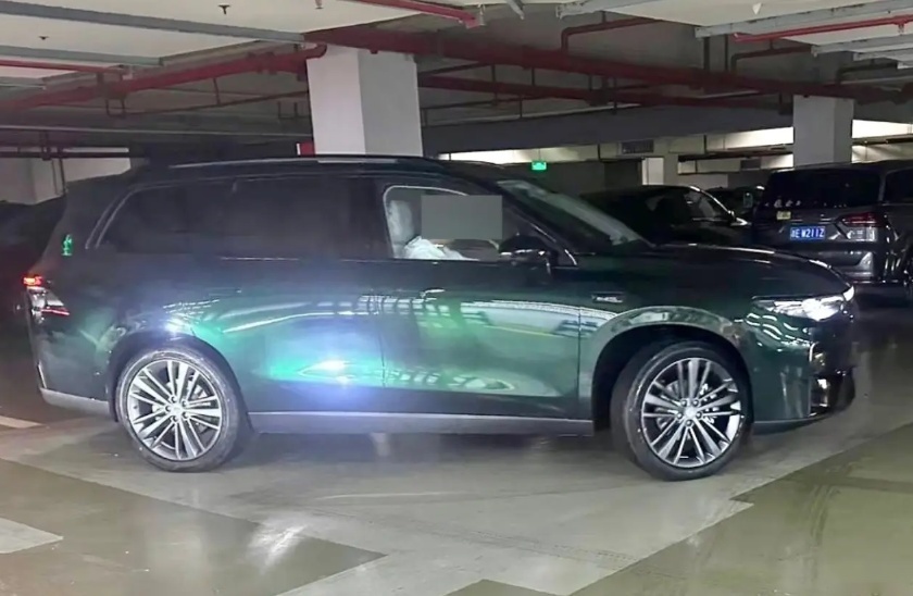 理想一半的价格？零跑C16试装车曝光，搭载800V架构/车长超5米
