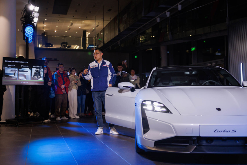Taycan Turbo GT领衔，新款Taycan全球同步首发
